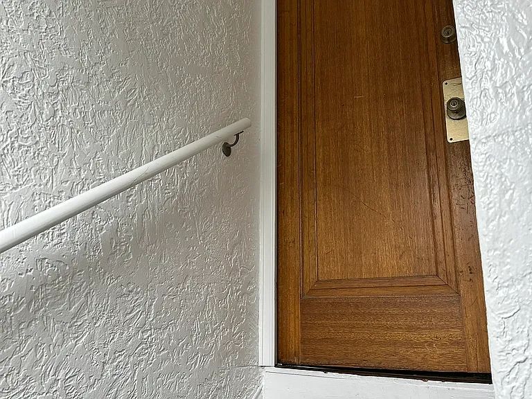 Private entrance to the unit. Deadbolt and doorknob lock.
