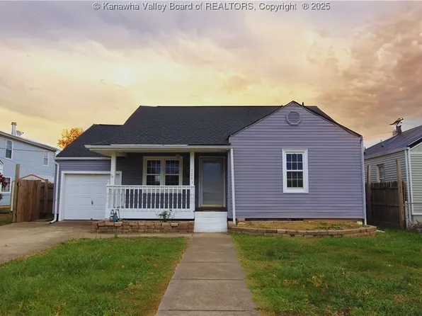 704 Cunningham St, Saint Albans, WV 25177