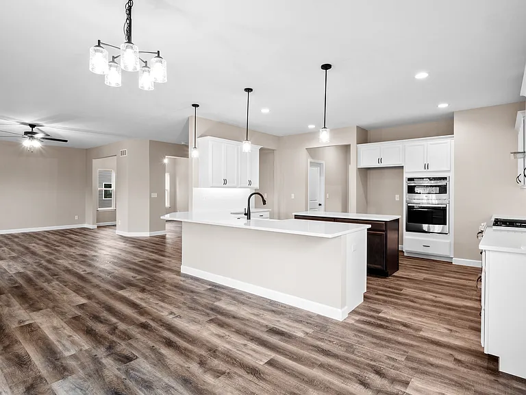 759 Seagate Dr — Photo 8