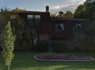 201 W Oak St, Grafton, WI 53024