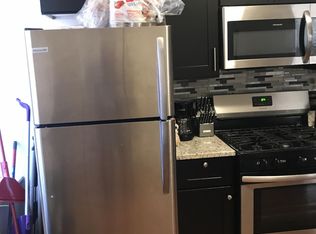 2348 N Harding Ave #3, Chicago, IL 60647