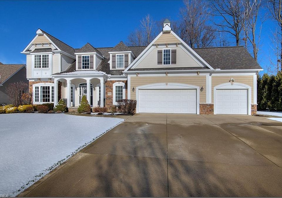 1st image of 10946 Quail Hollow Dr