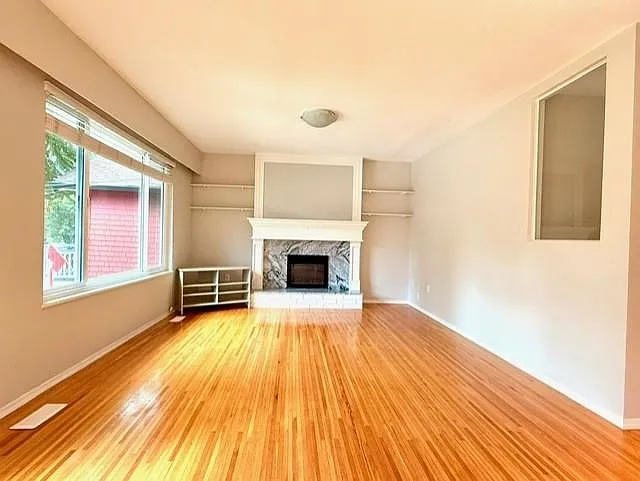 3 bed, 1000 sqft, $3,600 — Photo 4