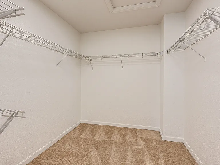 10732 Hillsboro Cir — Photo 60