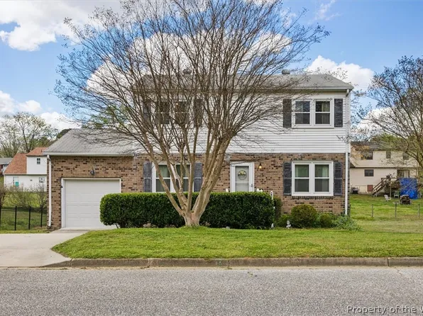 44 Barron Dr, Newport News, VA 23608