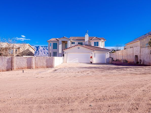 916 Monterrey Rd NE, Rio Rancho, NM 87144