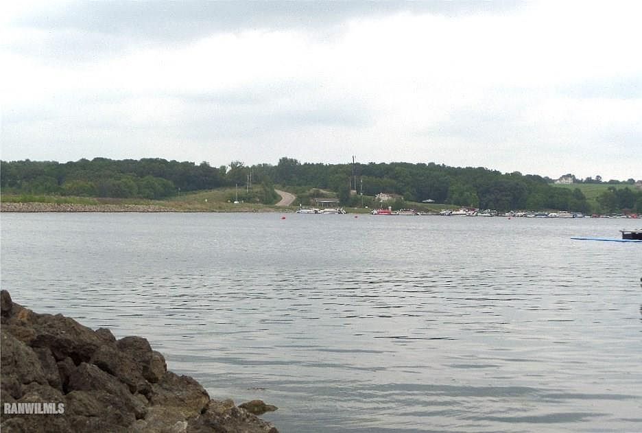 17204 Lake Carroll Blvd, Lake Caroll, IL 61046 Zillow