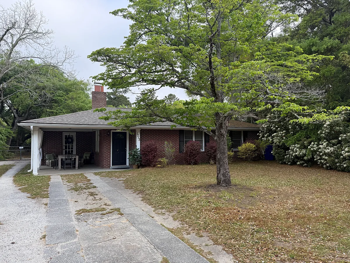 Building Photo - 1712 Carlisle Rd