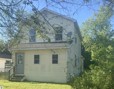 15202 Beecher Ave, Thompsonville, MI, 49683