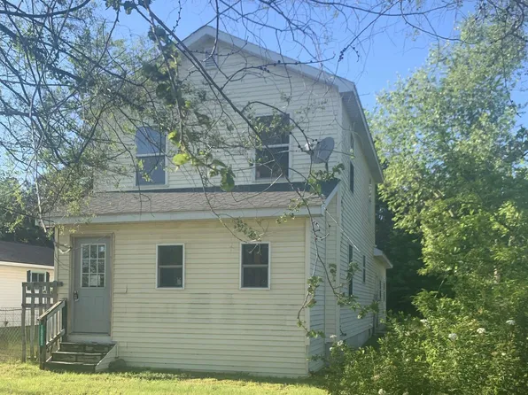 15202 Beecher Ave, Thompsonville, MI 49683