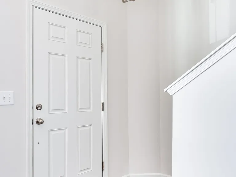 1229 Hope Village Way — Photo 5