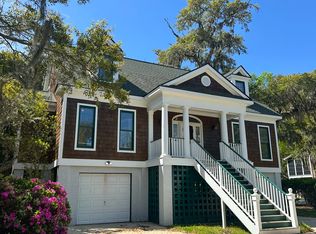 62 Logan Ct, Pawleys Island, SC 29585