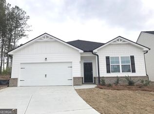 203 Champlain Rd, Hoschton, GA 30548