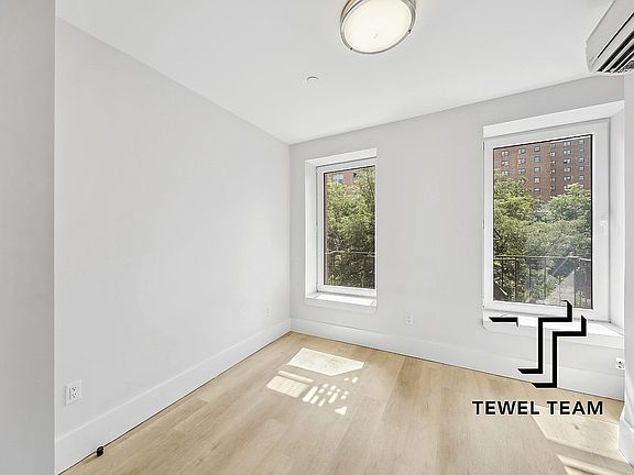5th image of 324 E 116th St #4B