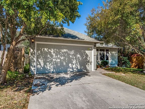 3rd image of 8223 Cantura Mls