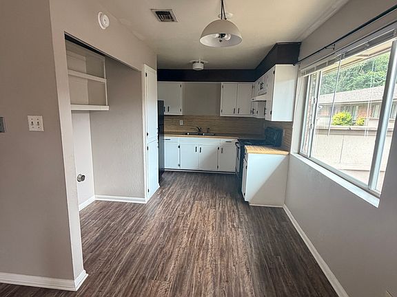 2nd image of 703 1/2 E Center St #1