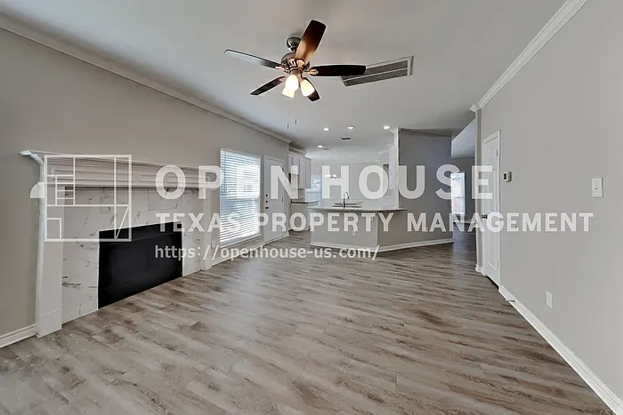 1508 Kendal Dr — Photo 4