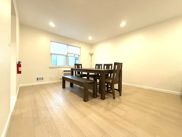 234 Columbia Ave #11 — Photo 11