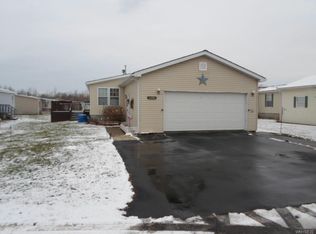 6261 Corwin Sta, Newfane, NY 14108