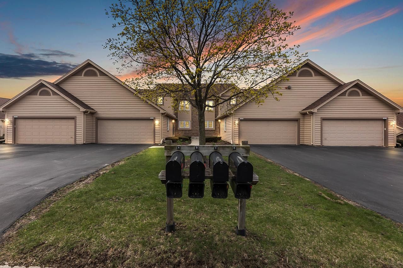 17515 Emily Ann COURT UNIT B, Brookfield, WI 53045 Zillow