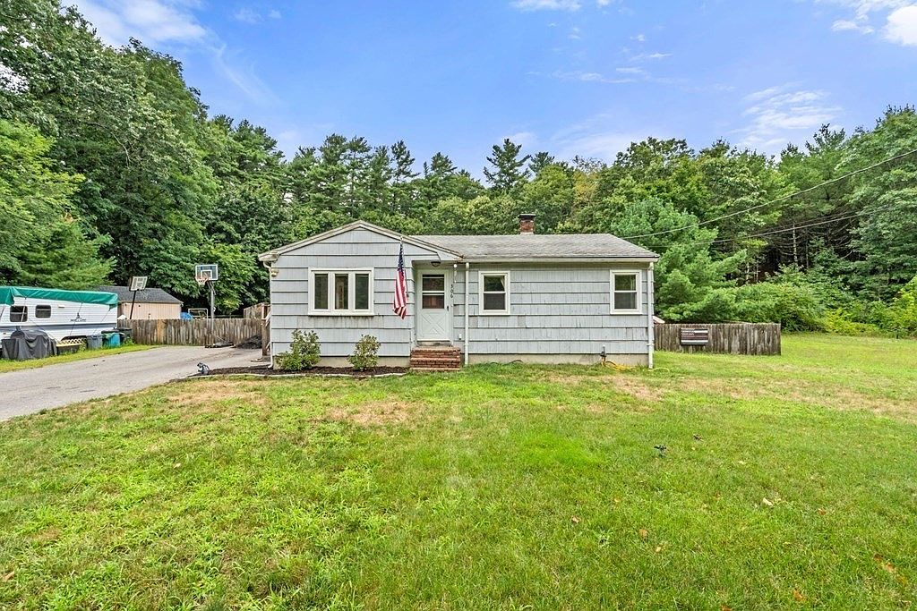 306 School St, Pembroke, MA 02359 Zillow
