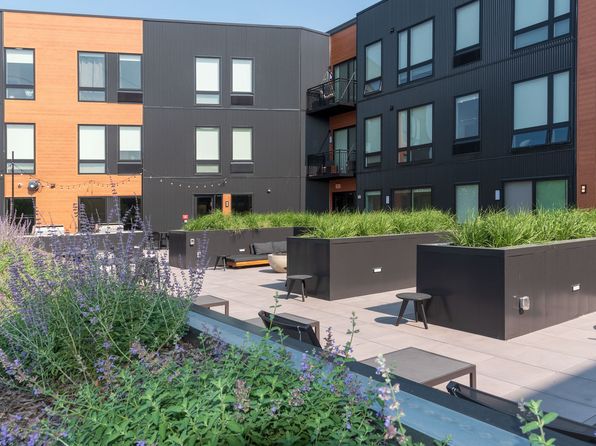 3815 Hiawatha Ave #307