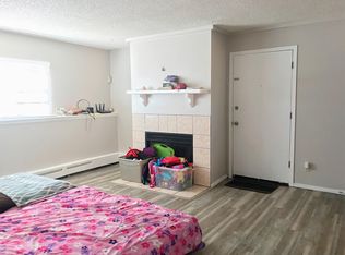 2817 King St APT A, Colorado Springs, CO 80904