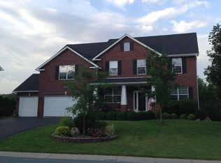 12266 Jasper Ln, Eden Prairie, MN 55347