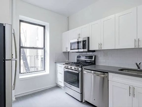 5th image of 6 W 107th St #3E