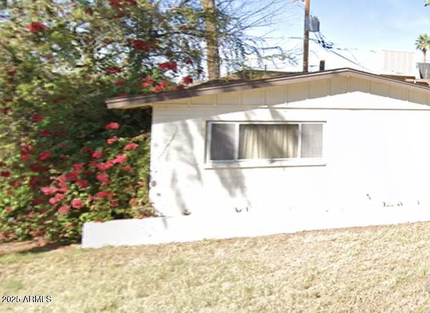 2nd image of 514 W Puget Avenue
