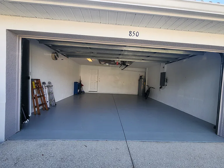 Attached 2-car Garage