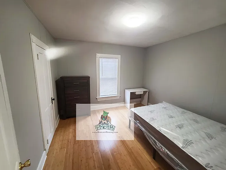 102 Walnut St — Photo 7