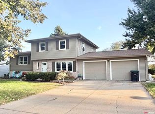 9649 Sprague St, Omaha, NE 68134