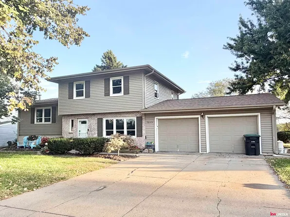 9649 Sprague St, Omaha, NE 68134