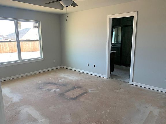 5th image of 18024 Sunny Stone Ln