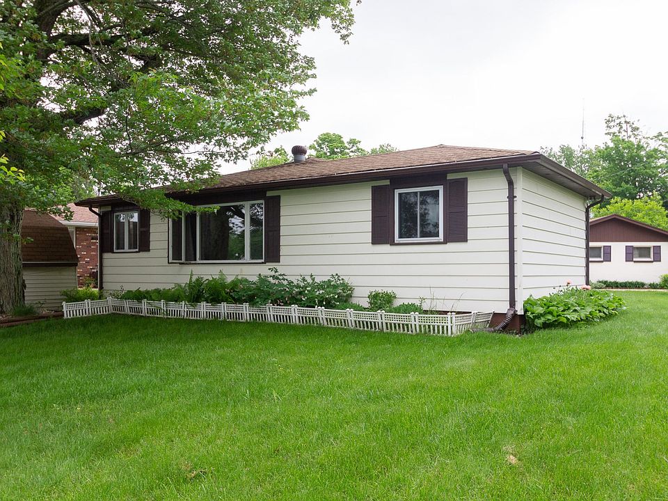 61428 N  Main St-101