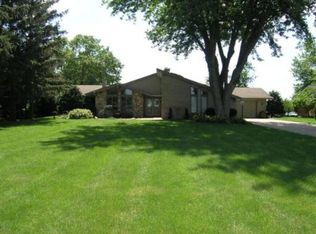 1602 Gregdon Shores Dr, Sterling, IL 61081