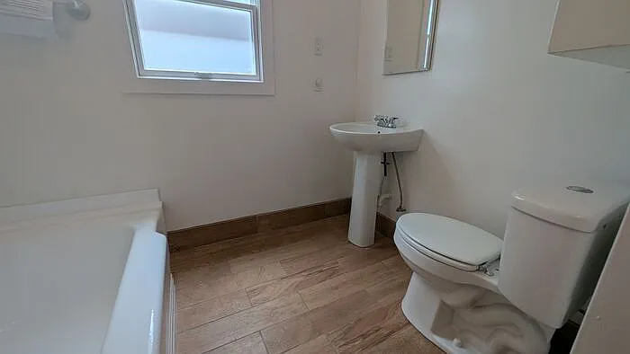813 Cypress St — Photo 17