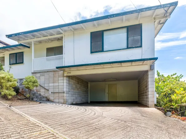3742 Claudine St, Honolulu, HI 96816