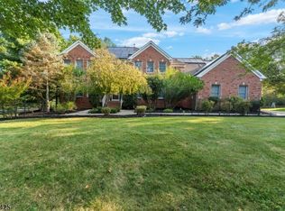300 Berkley Ave, Belle Mead, NJ 08502