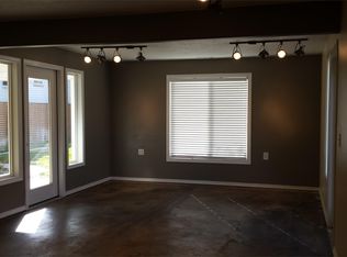 124 E Pine Ave, Meridian, ID 83642