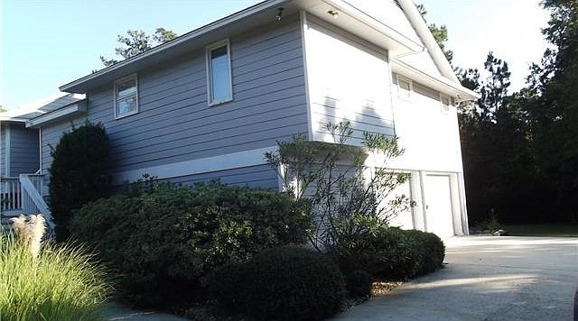 2nd image of 222 Chimney Ln