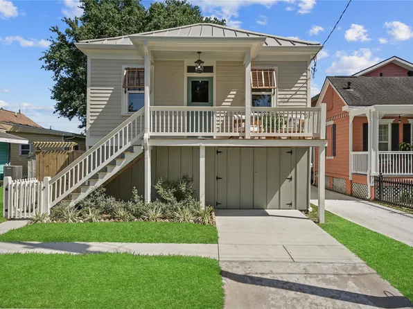 3705 Avenue K, Galveston, TX 77550