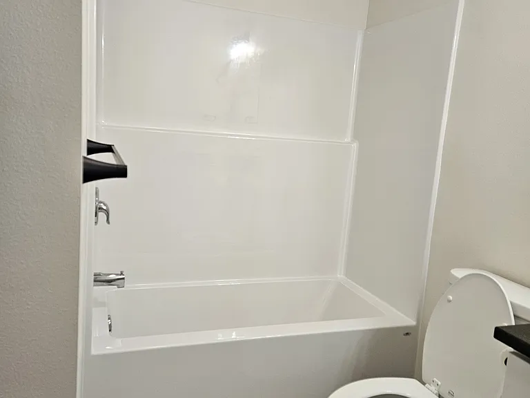 220 S 7th St #3 — Photo 11