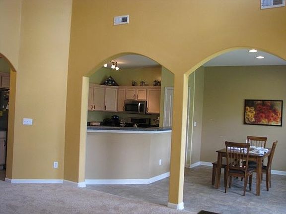 5th image of 414 Melbourne Ln