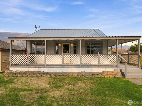 16 Freemont Avenue, Rock Island, WA 98850