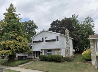 3803 Dorchester Rd, Philadelphia, PA 19154