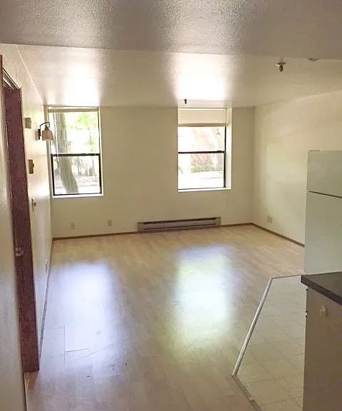 Tuscany Apartments — Photo 2