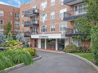 25 Canterbury Rd APT 3F, Great Neck, NY 11021