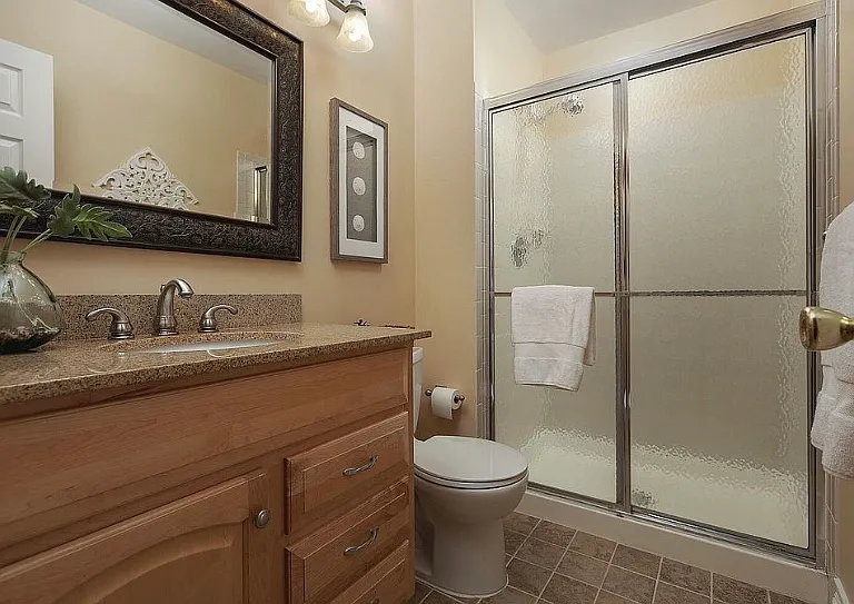 86 Edward Dr — Photo 8